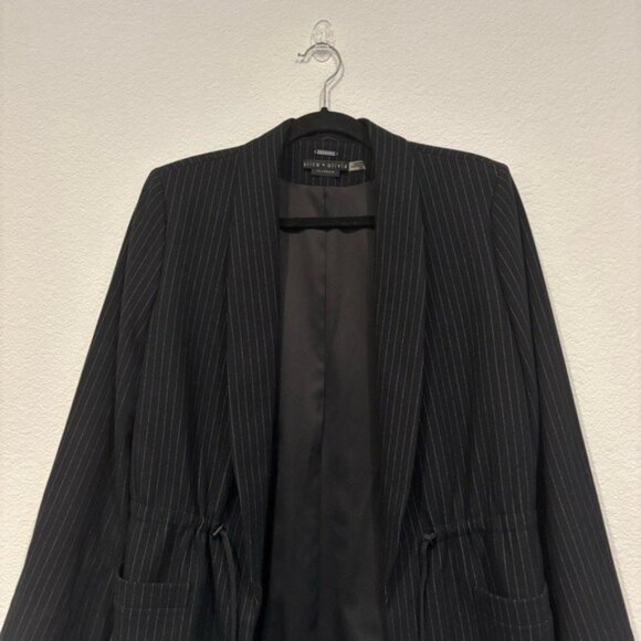 Alice + Olivia Size Medium Kylie Pinstripe Shawl Collar Blazer - Picture 3 of 7